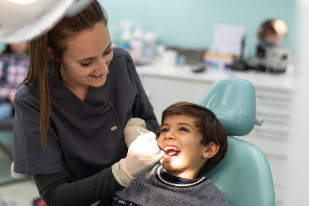 Best Emergency Tooth Extraction in Kerens, TX